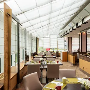 Leonardo Bonn Airport 4* Keulen
